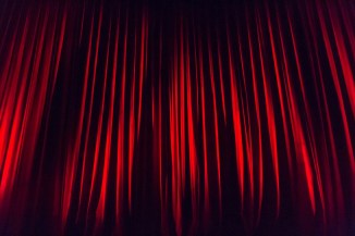 stage-curtain-660078_960_720.jpg